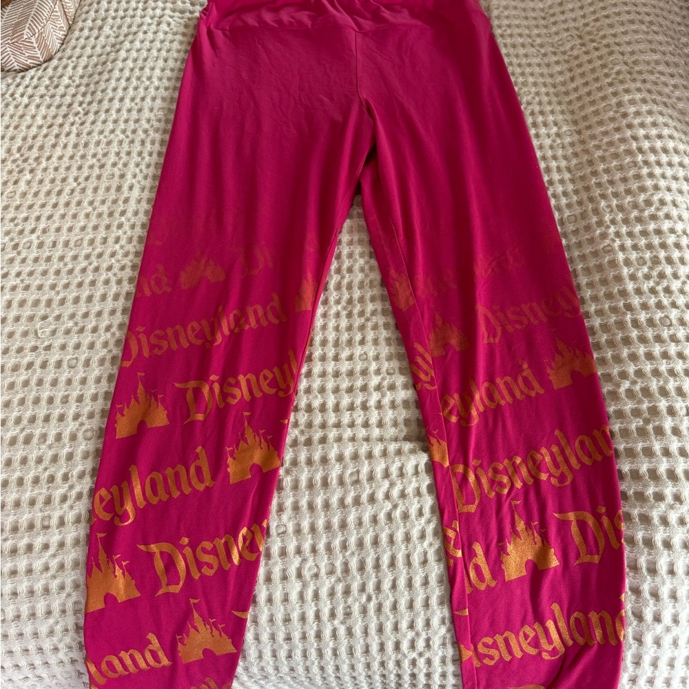 Disney park legging! - Picture 2 of 4